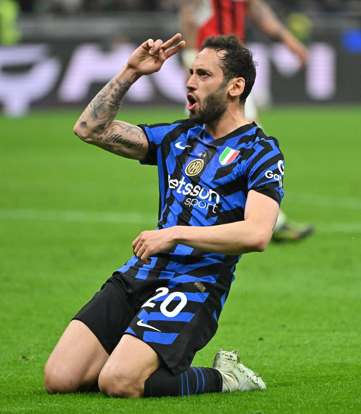 关于赛后突围战来临，国际米兰围绕意大利杯伤情更新，赛场秩序良好，控场能力受关注的信息